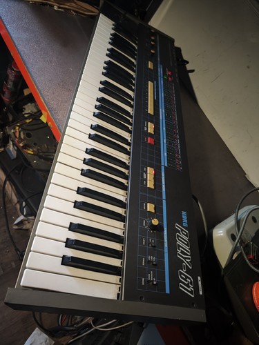 Korg poly polyphone - poly,