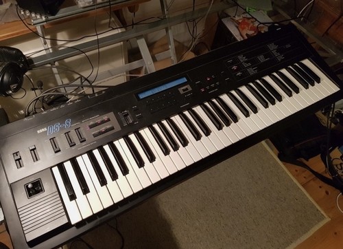 Korg kult analog - ds-8,