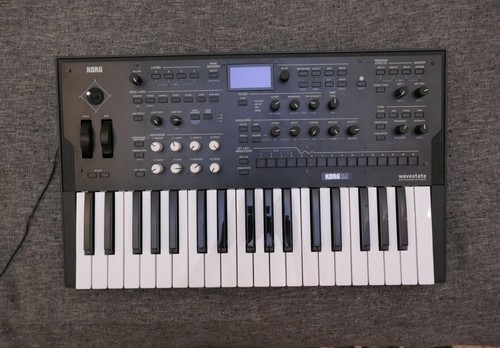 Korg wavestate mk1 - wavestate, synthesizer