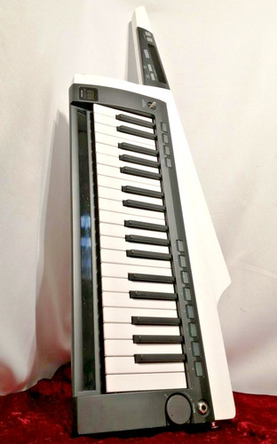 Korg 100s white keytar - 2,
